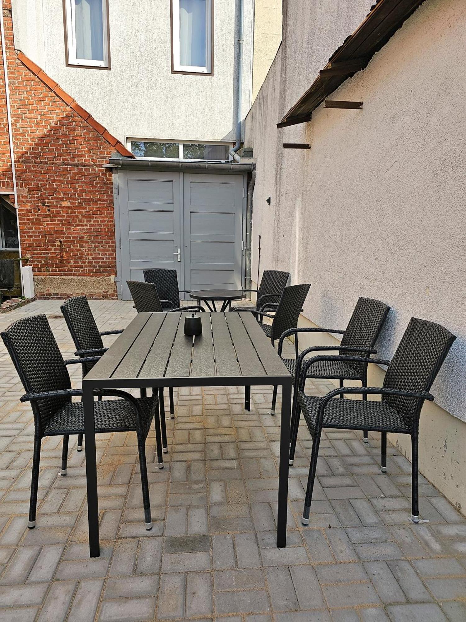 Schoene Ferienwohnung 78M2, 3 Schlafzimmer, 2 Baeder, Zentrumnah, 1Og Érfurt Exterior foto